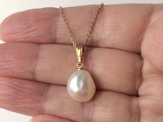 Etsy pearl shop pendant