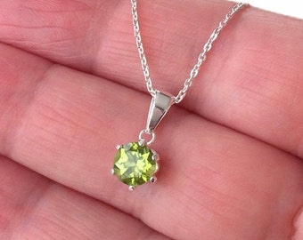 Sterling Silver Peridot Pendant Necklace August Birthstone.