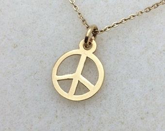 18ct Gold over Sterling Silver Peace Sign Symbol Pendant Necklace.