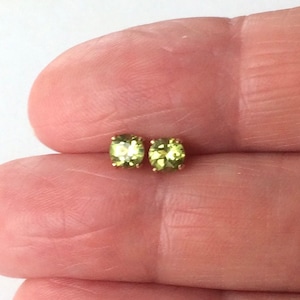 14ct Gold Filled 4mm Peridot Stud Earrings August Birthstone.