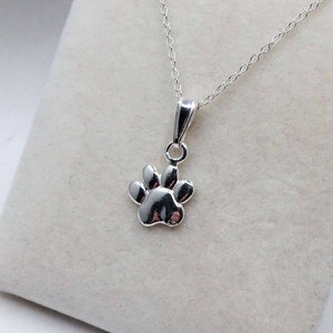 925 Sterling Silver Paw Print Charm Pendant & Chain Necklace. afbeelding 2