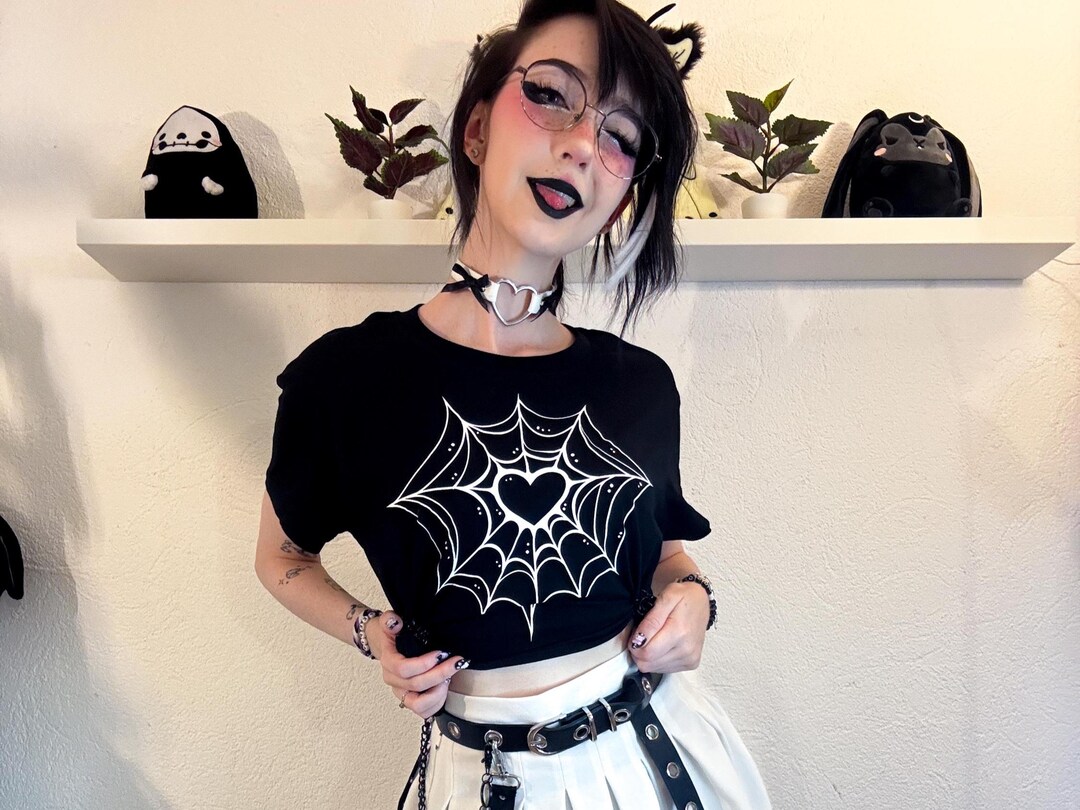 Webbed Heart Webbed Heart Crop Top: Spooky Gothic Spiderweb Tee - Etsy