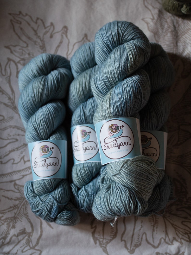 Merino Silk hand dyed yarn Eucalipto