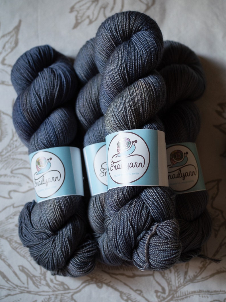 Merino Silk hand dyed yarn Basalto