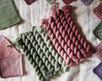 Amarena & Eucalipto – Sock Gradient Duo – Hand-dyed Yarn Set (10 Mini Skeins)