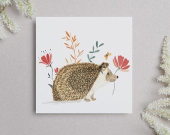 花に囲まれた庭の動物グリーティングカード｜水彩イラスト｜自分がウサギであることを知らせるカード｜ハリネズミカード