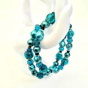 Teal Green Glass Bead Bracelet, Boho Chic Bracelet for Women, Turquoise Blue Stretch Bracelet, Birthday Mothers Day Gift for Her