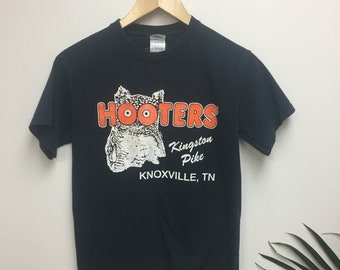 Hooters t shirt | Etsy