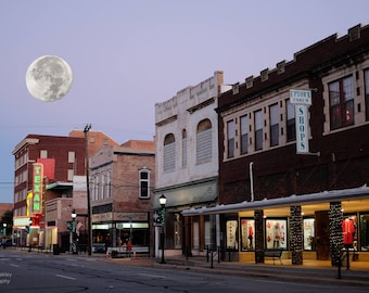 Moon Over Lee Street
