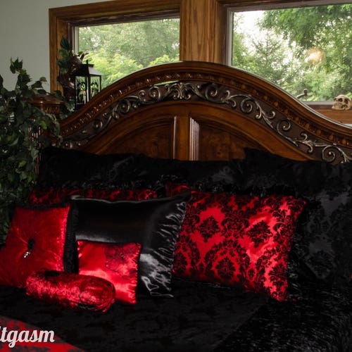 Gothic King Size 11piece Velvet Bedding Black Taffeta Damask Etsy