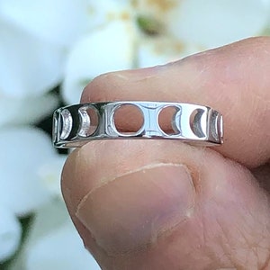 Moon Ring, Moon Phases Ring,  Lunar Phases Ring, Moon Phases Cut Out Sterling Silver Ring, Celestial Jewelry, Boho Ring, Crescent Moon Ring