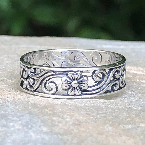 Sterling Silver Flower Ring, Silver Flower Band, Floral Ring, Floral Eternity Band, Flower Filigree Ring, Eternity Ring, Stackable Ring