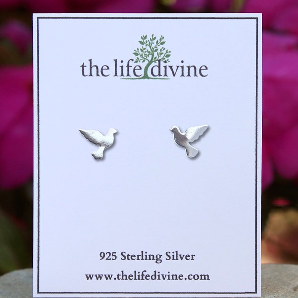 Sterling Silver Dove Earrings, Dove Stud Earrings, Bird Earrings, Dove Jewelry, Bird Gifts, Bird Jewelry, Dainty Earrings