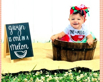 Girls 1st birthday watermelon outfit/One in a Melon 1st Birthday outfit/girls 1st birthday outfit/fruit themed birthday outfit/personalized