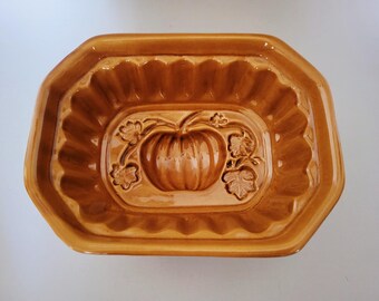 Vintage Crate & Barrel Ceramic Pumpkin Baking Mold - Retro Autumnal Home and Kitchen Decor