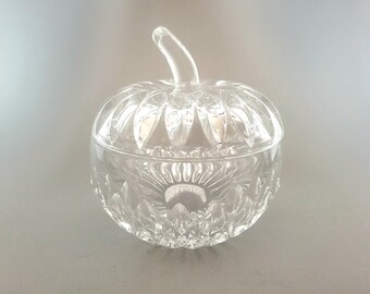 Vintage Clear Crystal Apple Candy Dish with Lid -  Glass Fruit Trinket Box - Retro Home Decor