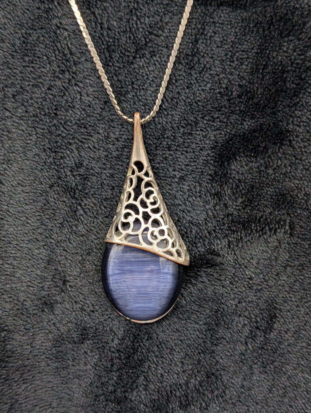 Sterling Silver Cat's Eye Teardrop Pendant
