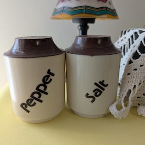 Vintage Salt and Pepper Shakers | 1970s Plastic Kitchenware | Brown and Cream Retro Shaker Set | Mid Century Modern Spice Dispensers