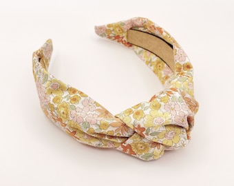 Serre-tête noué à la main avec des fleurs jaunes, serre-tête floral avec noeud supérieur pour femme et fille, accessoires pour cheveux à la mode printanière, joli serre-tête bohème