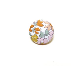 Yellow floral fabric lapel pin, handmade buttonhole pin with flowers, fabric covered pin 22mm, mens suit accessories, gift ideas for him