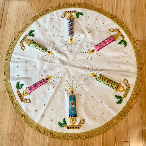 Reserved for Jill- Vintage Cream Felt handmade tree skirt - Bucilla Holiday candles vintage kit- jeweled- sequin - exclnt vintage condition