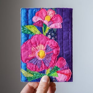 PDF pattern for quilted fabric postcard with hollyhocks / PDF postcard pattern with raw edge applique