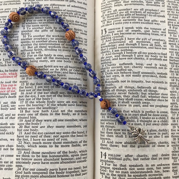 Protestant Prayer beads, Anglican, Christian, Methodist, Lutheran, Episcopal Petite Prayer Beads, Holy Land olive wood , Religious gift