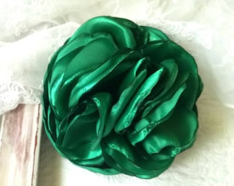 Smaragdgrüne Anstecknadel Brosche Blume smaragdgrüne Anstecknadel Seidenblume smaragdgrüne Headpiece smaragdgrüne Cabbage Rose Emerald