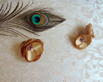 Gold flower studs Gold flower ring Bridesmaids gold flower ring and studs gold Flower earrings Bridesmaids gift Silk flower Gold Mom gift