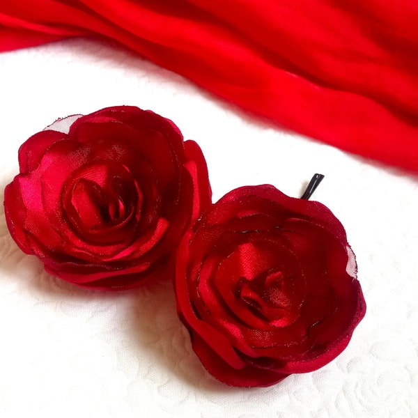 Red peony hair pins Red peony hair flowers Bridal Red peony wedding flowers Red Bridesmaid peonies Barrettes Flower Girls Peony hair clip