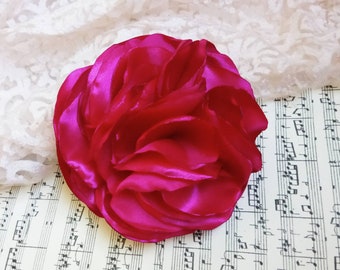 Magenta brosch blomma Fuchsia stor brosch Magenta vigselnål Ros corsageblomma Fuchsia Sidenblomma Huvudbonad Magenta blomnål Flamenco
