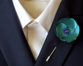 Forest green Lapel pin Forest green flower Boutonnière Groomsman lapel pin Men's lapel flower Forest green flower pin men's Boutonnière