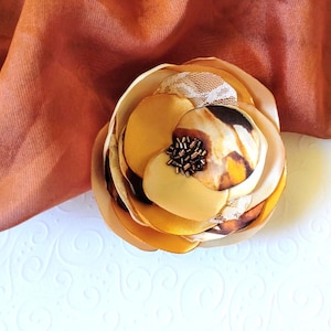 Fall pin Wedding Brooch Leopard pin Flower corsage pin Leopard brooch Shabby pin Gift for mom Silk flower Leopard Hair clip Leopard