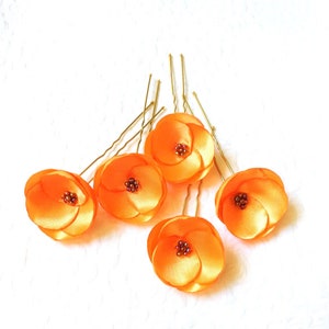 Tiny Orange hair pins Orange hair flowers Bridal Orange pins Orange wedding hair flowers Bridesmaids poppy Orange Flower Girl hair flowers