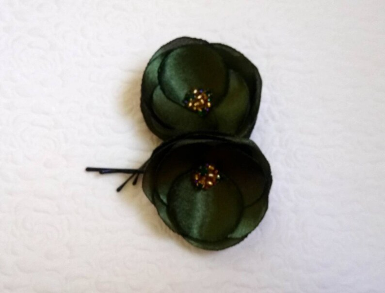 Hair flower olive green Hair pin accessory Olive green Bridesmaids flower Dark green hair clip Bridesmaids olive green wedding hair pins