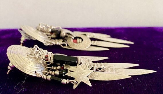 BOHO Signed TABRA Sterling Silver Tribal Shield Feather~Star~Moon Dangles Black Onyx & African Trade Bead Southwestern Chandelier Earrings View 4
