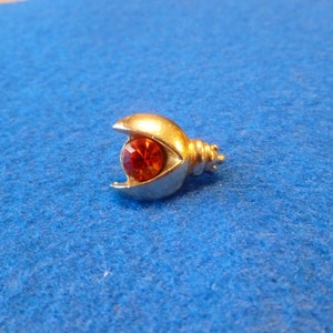 Rare Vintage Sarah Coventry Unidentified Goldtone &quot;Lady Bug or Fire Fly&quot; Pin with Red Faceted Stone / Jelly Belly