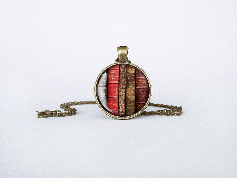 Books pendant Antique books necklace librarian gift bookworm jewelry teacher/'s gift reading addict birthday gift key ring cs152