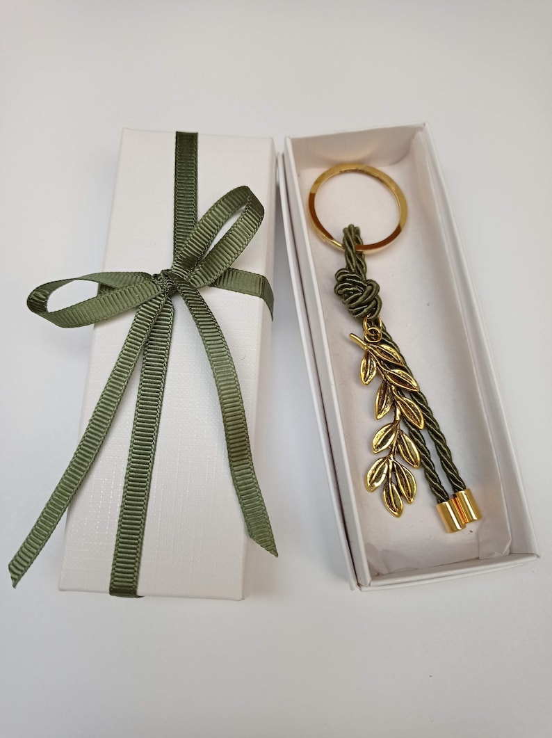 WeddingFavors 10pcs favors keychain with olive branch Etsy