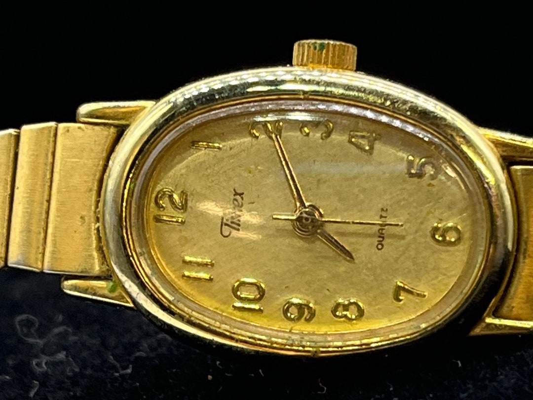 Gold Tone Ladies Timex Quartz Watch With Gold Face 377 BA Cell Etsy