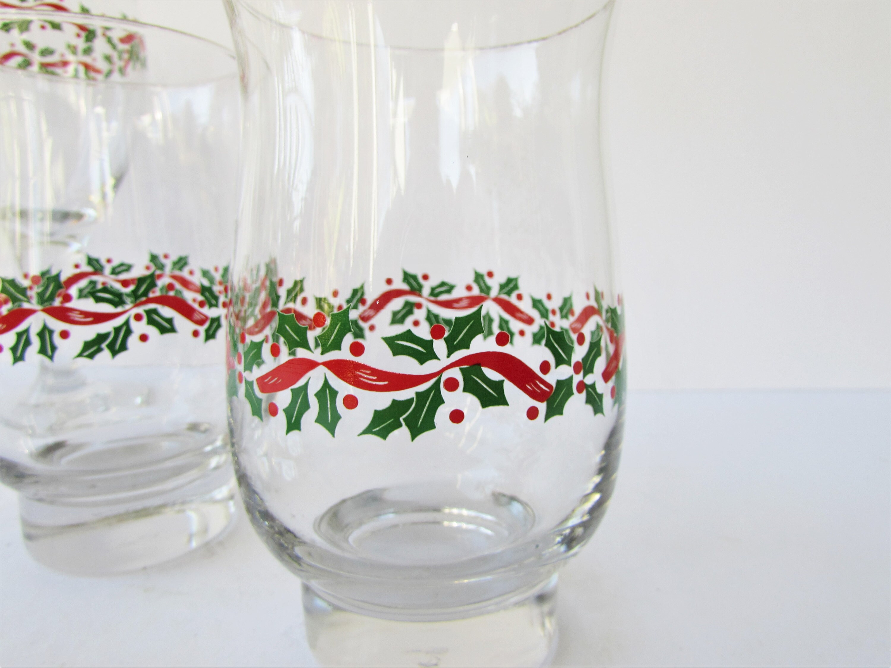 Vintage Christmas Holly Pattern Glasses Set of 5 Mixed Etsy