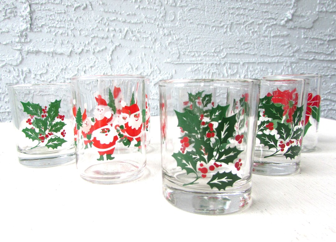 Vintage Christmas Cocktail Glasses Small Shot or Eggnog Glasses 7