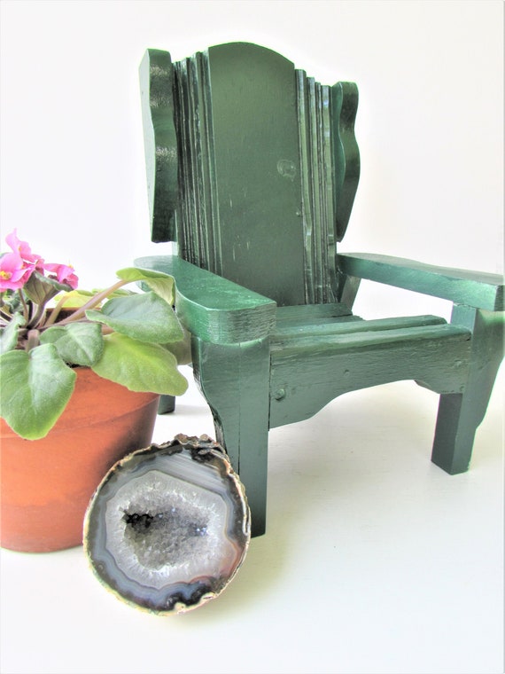 small wooden chairs for dolls