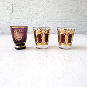 Verres à liqueur Culver Mid-Century - Motif canneberges bleu azur Culver - 3 verres vintage assortis - Accessoires de bar Mid-Century - incrusté d&#39;or