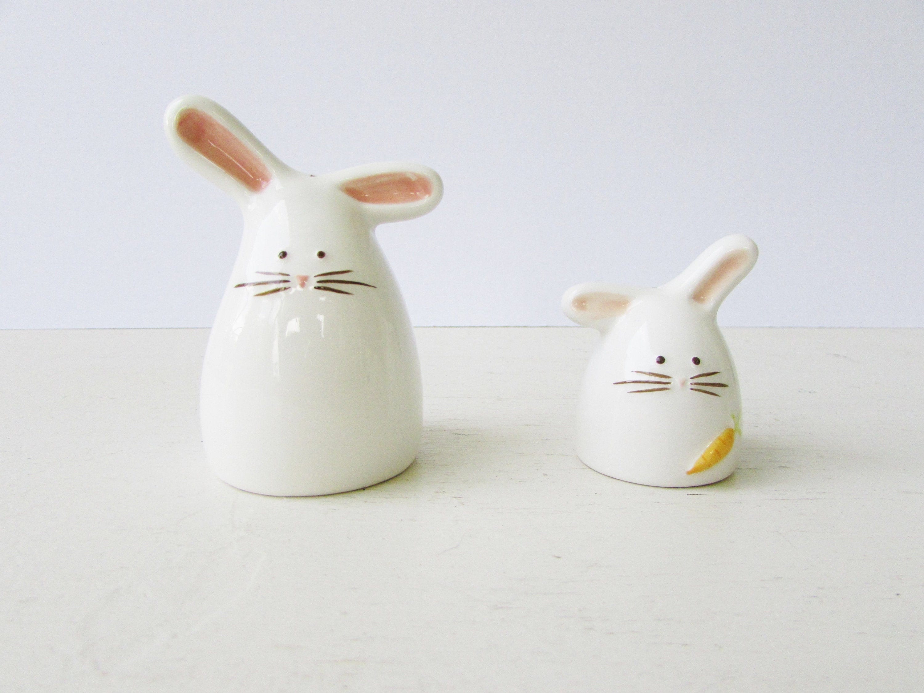 23 Fun And Playful Salt & Pepper Shaker Designs