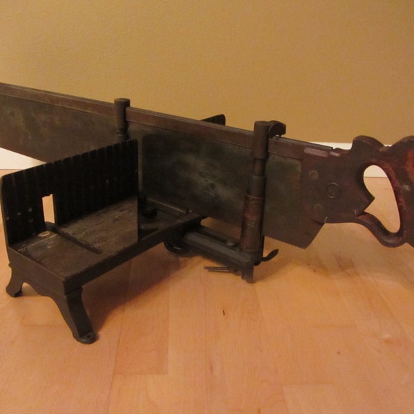 VERY RARE 1895 Antique Langdon Acme Mitre Box with Disston saw, USA made -Millers Falls Mass., size 2 1/5, model #75. Cast iron. Working.