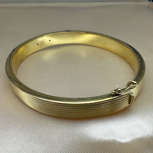 Massive German Hinged Bracelet, 14k Gold Bangle Bracelet, Ladies Gold Bangle, 22.6g