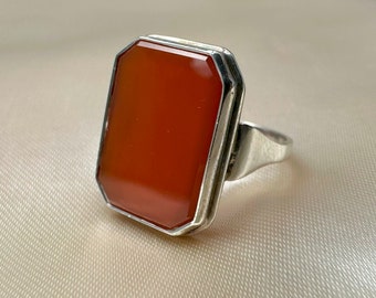 Vintage German Carnelian Signet Ring: 830 Silver Art Deco, US Size 6 1/2