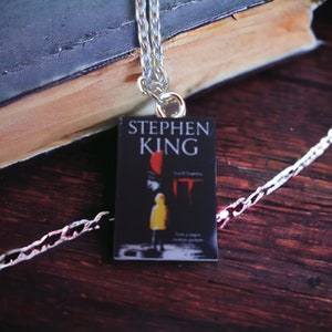 Stephen King It horror Book Novel Necklace