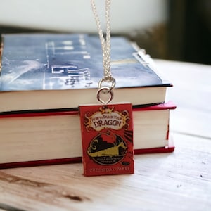 How to train your dragon Book Novel Necklace